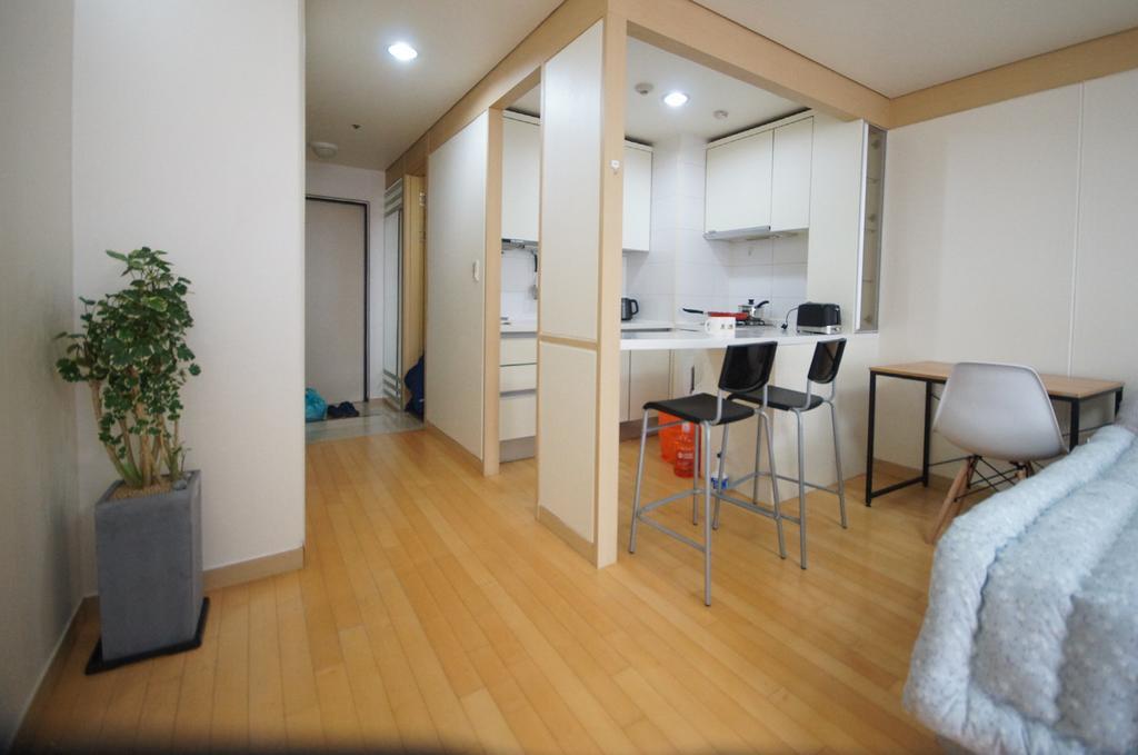 Enjoy Budget Apartment In Gangnam 2 Seoul Bagian luar foto