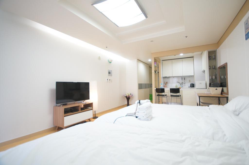Enjoy Budget Apartment In Gangnam 2 Seoul Bagian luar foto